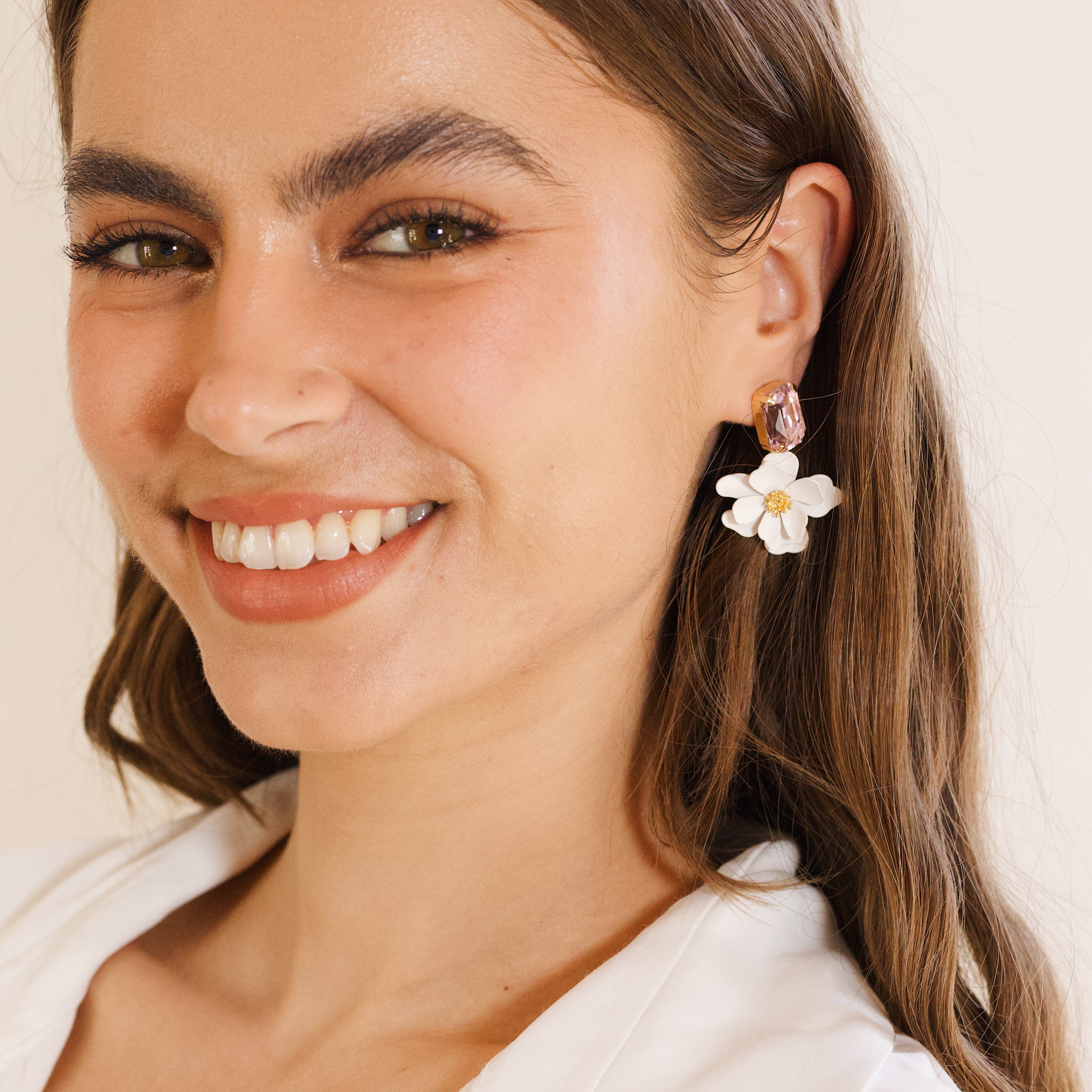 Eliana Gem Earring White