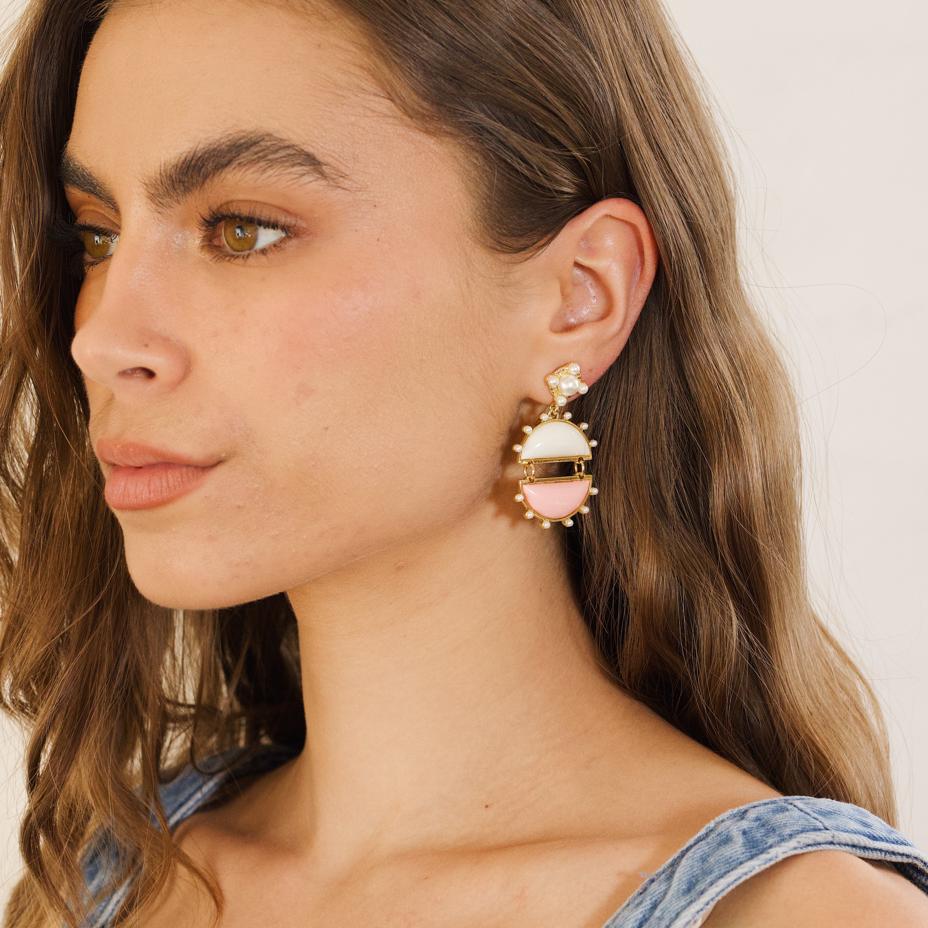 Gigi Pearl Epoxy Earring Peach